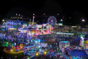 Christmas Wonderland. - Tropical Park Nov 13 - Jan 4